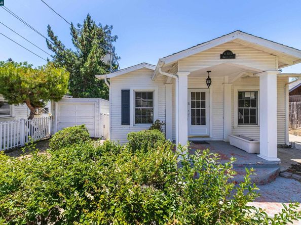 6383 Hillmont Dr, Oakland CA 94605