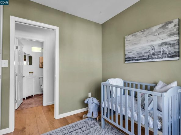 1519 Commerce Way, Oakland CA 94606