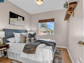 1519 Commerce Way, Oakland CA 94606