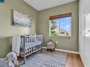 1519 Commerce Way, Oakland CA 94606