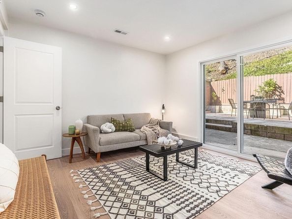 353 E Moltke Street, Daly City CA 94014