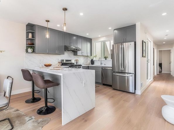 353 E Moltke Street, Daly City CA 94014