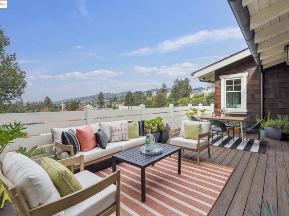 2 EMERY Lane, Oakland CA 94618