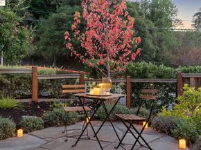 2 EMERY Lane, Oakland CA 94618