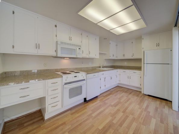 1221 Oakmont Drive 2, Walnut Creek CA 94595