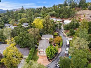 59 Hacienda Cir, Orinda CA 94563
