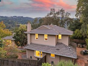 59 Hacienda Cir, Orinda CA 94563
