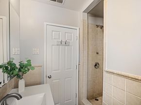 5 Virginia Garden, Berkeley CA 94702