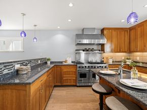 5 Virginia Garden, Berkeley CA 94702