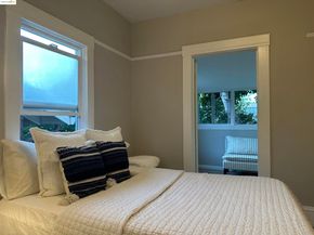 2628 School  St, Oakland CA 94602