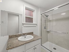 1311 87Th Ave, Oakland CA 94621