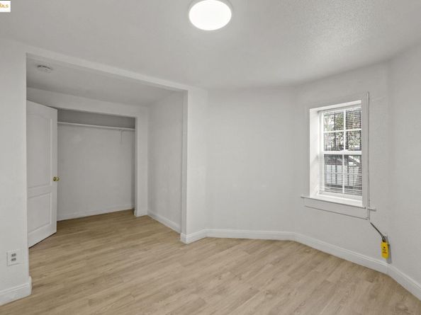 1311 87Th Ave, Oakland CA 94621