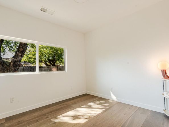 1351 Cypress Dr, Concord CA 94520