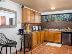 18798 Madison Ave, Castro Valley CA 94546