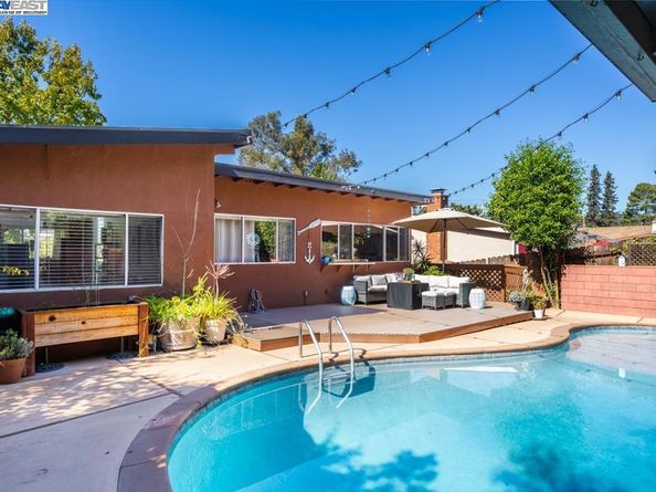 18798 Madison Ave, Castro Valley CA 94546