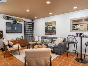 18798 Madison Ave, Castro Valley CA 94546