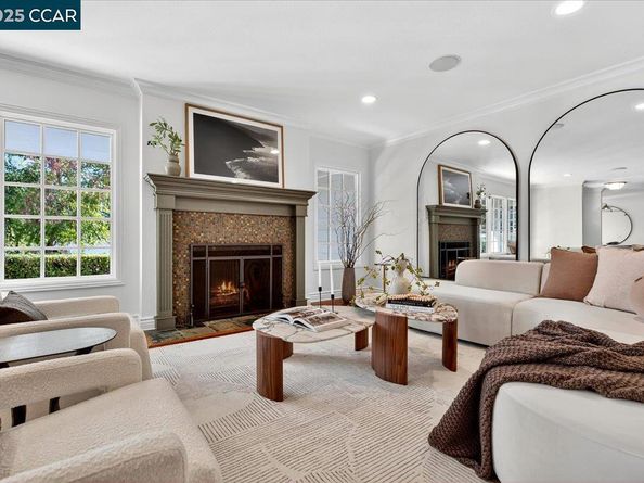 133 Lombardy Ln, Orinda CA 94563