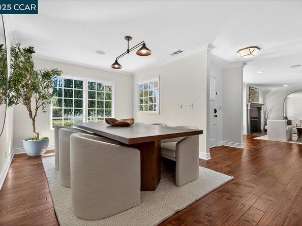 133 Lombardy Ln, Orinda CA 94563