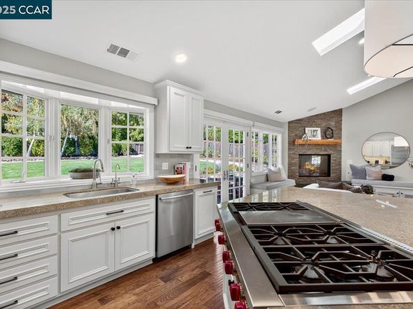 133 Lombardy Ln, Orinda CA 94563