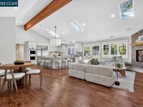 133 Lombardy Ln, Orinda CA 94563