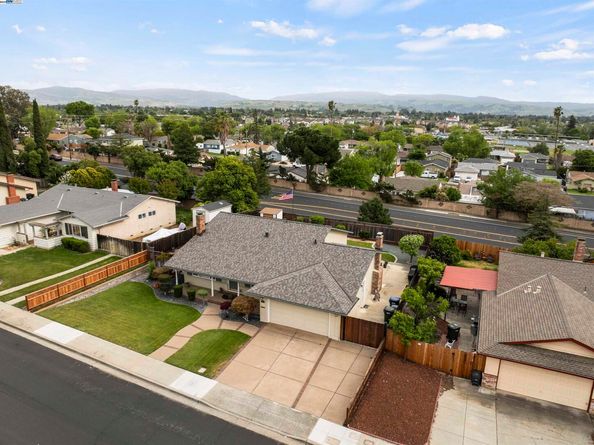 2845 Briarwood Dr, Livermore CA 94551