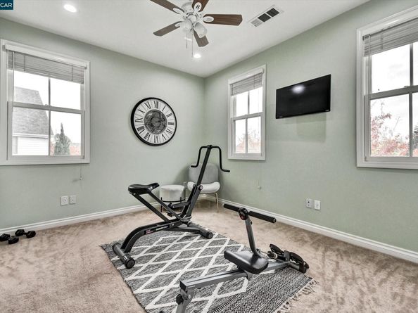 1018 Promenade St., Hercules CA 94547