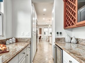 1018 Promenade St., Hercules CA 94547