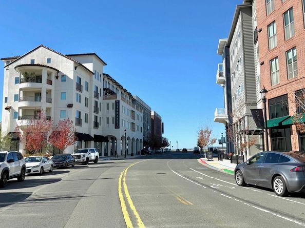 1018 Promenade St., Hercules CA 94547