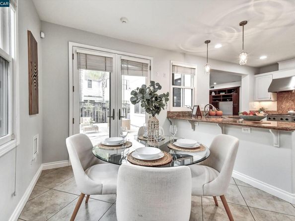 1018 Promenade St., Hercules CA 94547