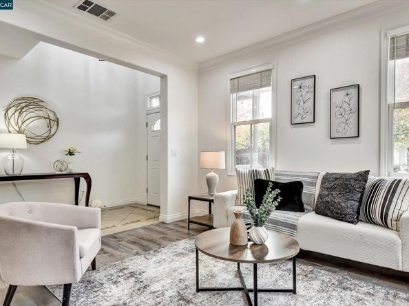 1018 Promenade St., Hercules CA 94547