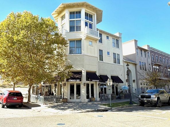 1018 Promenade St., Hercules CA 94547