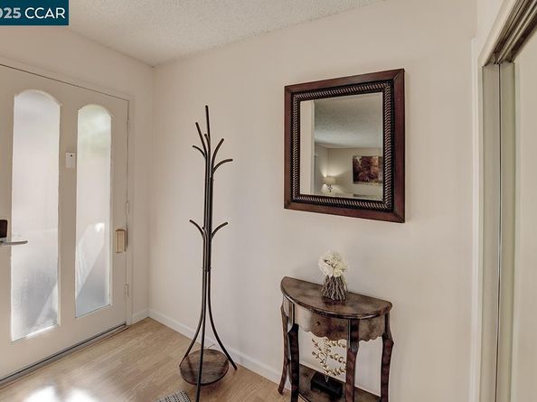 2148 Golden Rain Rd 1, Walnut Creek CA 94595
