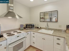 2148 Golden Rain Rd 1, Walnut Creek CA 94595
