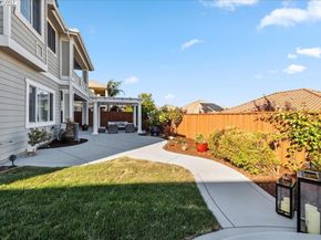2890 Sable Oaks Way, Dublin CA 94568