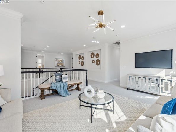 2890 Sable Oaks Way, Dublin CA 94568