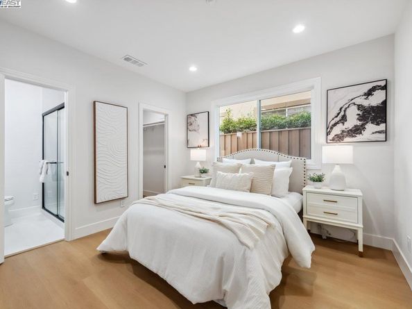 2890 Sable Oaks Way, Dublin CA 94568