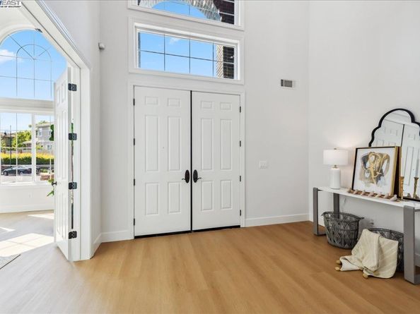 2890 Sable Oaks Way, Dublin CA 94568