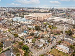 1745 Chase St, Oakland CA 94607
