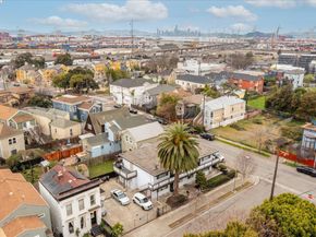 1745 Chase St, Oakland CA 94607