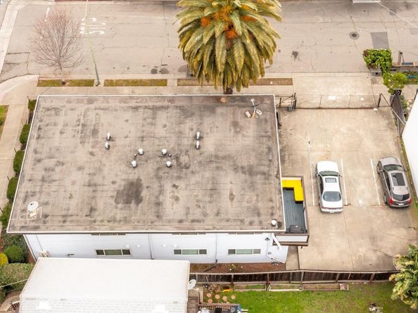 1745 Chase St, Oakland CA 94607