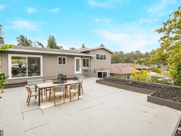 4847 Dunkirk Ave, Oakland CA 94605