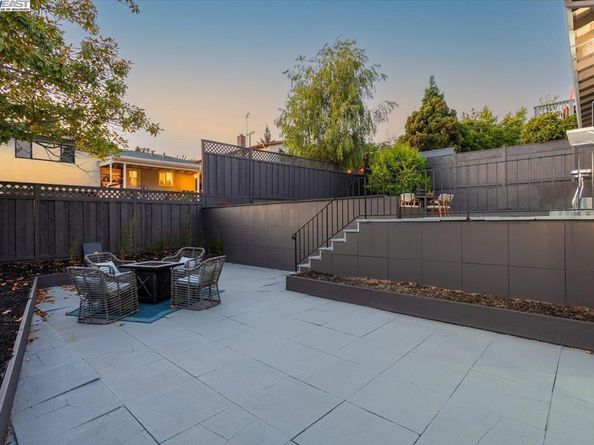 4847 Dunkirk Ave, Oakland CA 94605