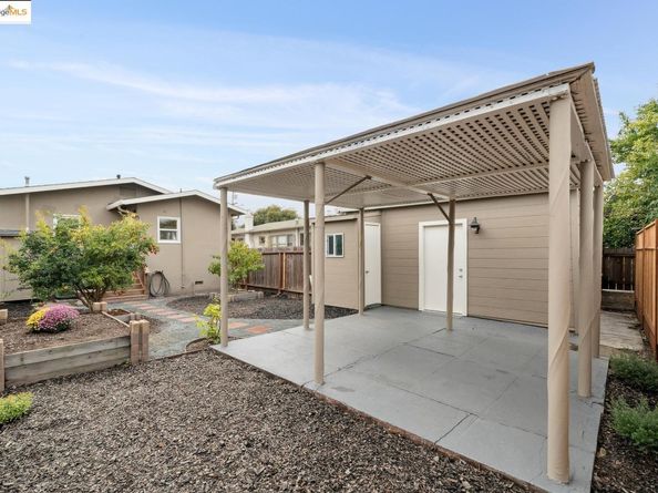1163 60th AVE, Oakland CA 94621