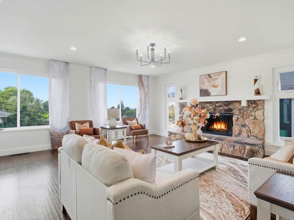 3247 Revere Ave, Oakland CA 94605