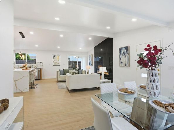 2710 Ocala St, Hayward CA 94545