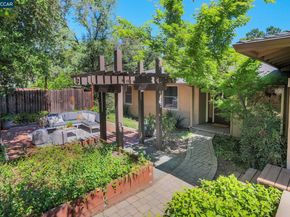 2050 Blackwood Dr, Walnut Creek CA 94596