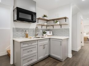 2417 Palmetto St, Oakland CA 94602