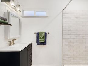 2417 Palmetto St, Oakland CA 94602