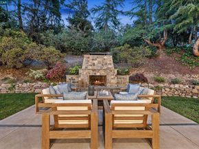 3 Honey Hill Ct, Orinda CA 94563