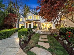 3 Honey Hill Ct, Orinda CA 94563
